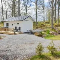 Humlegarden lake cottage, Horn, hotel sa Horn