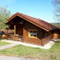 Ferienhaus Chalet 21 Bayerischer Wald, hotelli kohteessa Stamsried