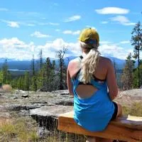 Retreat Wilderness Inn, hotel a Nimpo Lake