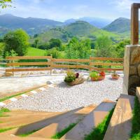 4 bedrooms house with furnished garden and wifi at Picos de Europa, hôtel à Gamonedo