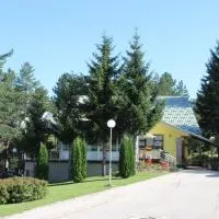 Hotel President garni, ξενοδοχείο στο Ζλάτιμπορ