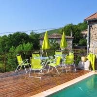 Maison de 5 chambres avec piscine privee et terrasse amenagee a Genestelle, hotel in Genestelle