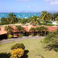 Studio a Sainte Anne a 200 m de la plage avec vue sur la mer jardin clos et wifi