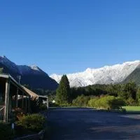 Rainforest Motel, готель у місті Льодовик Фокса