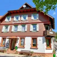 Schwarzwaldgasthaus Linde, hotell sihtkohas Tennenbronn