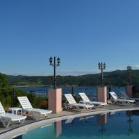 MOBI DICK Family Hotel, hotell i Glavatartsi