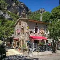 Logis Hotel Le Moulin De La Pipe, hotell i Plan-de-Baix