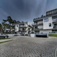 Baltic Apartments, מלון בפוביירובו