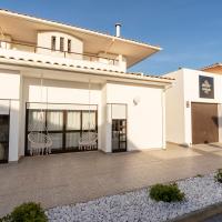 Ericeira Paradise - YOGA included, Hotel in Ericeira