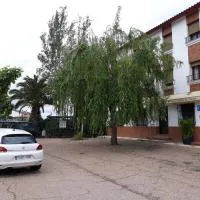 Hostal El Fogon De Felisa, hótel í Herrera del Duque