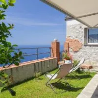 Polanesi Sea View - Garden - AC - Free Park - Super Wi Fi,索里的飯店