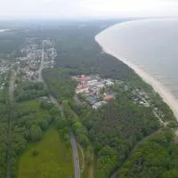 Hotel Wikinger, отель в городе Цемпин