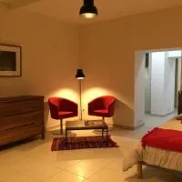 Le Studio du Château, hotel en Auriac-sur-Vendinelle