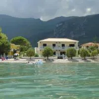 Beach House I&II, viešbutis mieste Alykes