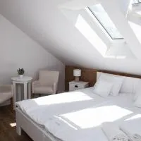 Apartamenty Ach To Tu, hotel i Mikołajki