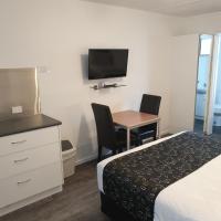 Budget on the Lake, hotel malapit sa Hamilton Airport - HLT, Hamilton