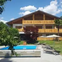 Pension Appartment Hecherhof, hotel in Merano