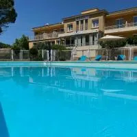 Logis Hôtel Le Clement V, viešbutis mieste Roquemaure