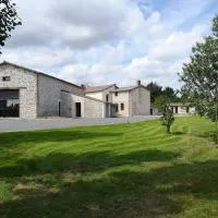 LA GRANDE THIBAUDIERE, hotell i La Plaine