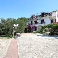 Bed&Breakfast Drage, hotel u gradu Drage