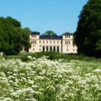 Rånäs Slott, hotel v destinácii Rånäs