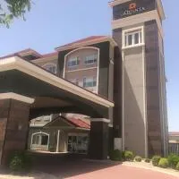 阿比林商場拉金塔套房酒店，阿比林的飯店
