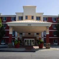 Holiday Inn Express and Suites St. Cloud by IHG, hotell sihtkohas Saint-Cloud