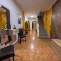 Casa Pueblo Alzira No Compartida, хотел в Алзира