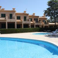 Villa V2 Z, Hotel in Olhos de &Aacute;gua