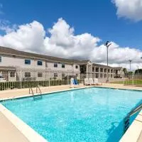 Studio 6 Bay City TX، فندق في باي سيتي