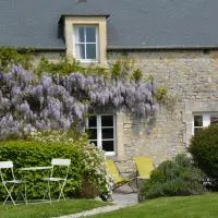 Les Chaufourniers/L'Etable, hotel in Crouay