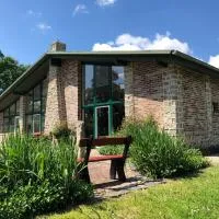 Gästehaus am Elberadweg by Hotel Alte Fischerkate, hotel u gradu Mödlich