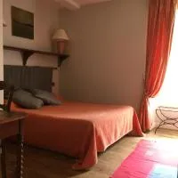 L’Auberge du Sombral – hotel w mieście Saint-Cirq-Lapopie