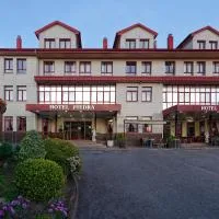 Hotel Piedra – hotel w mieście Perlora