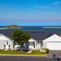 Jetty Splendour Guest Bedroom with Bathroom en-suite B'nB