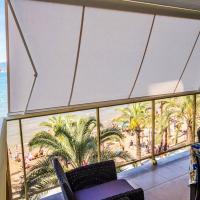 Comfortable seaside apartment in Salou - 85 m&sup2; - Sea view, hotel in Salou