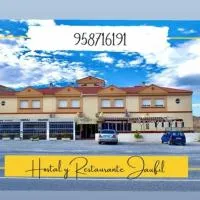 Hostal Jaufil, hotel a Zújar