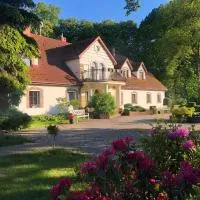 Dworek w Skibnie, hotel a Sianów