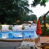 Hotel Lotos, hotel a Kiten