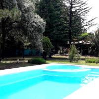 Casa Rural entre Bodegas y Viñedos ' El Jarillal", hotel in La Consulta