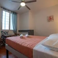 etape gimontoise 32 "Chambre tout confort", hotel en Gimont