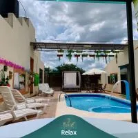 CrisAl Suite Posada, khách sạn ở J. Saldivar