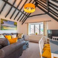 Valley Farm Holiday Cottages, hotel in Axminster