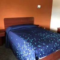Skyview Motor Inn، فندق في Johnston