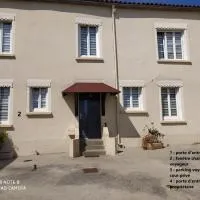 chambre meublée à louer, hotel v destinácii Pouzauges