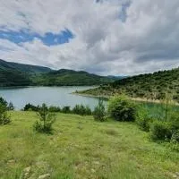 Zavojsko jezero Pirot - smestaj Manic, hotelli Gostušassa