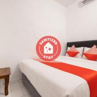 Viesnīca OYO 2394 Hotel Brosta rajonā Wirobrajan, pilsētā Jogjakarta