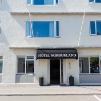 Hotel Norðurland, מלון באקוריירי