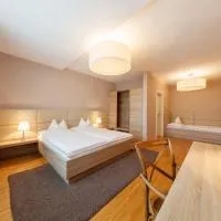 Pfeiler's Bürgerstüberl - Hotel, מלון בפלדבאך