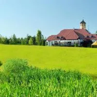 Jabłoniowy Dworek Kociewie, hôtel à Malenin
